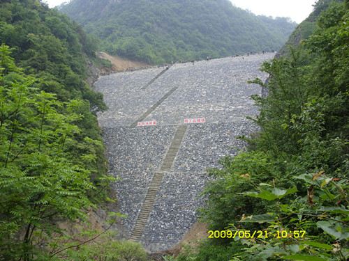 方家沟尾矿库坝体填筑